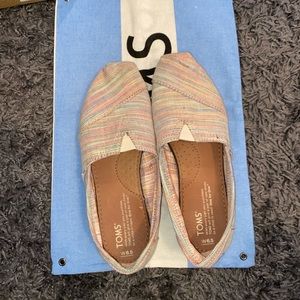 Striped Toms